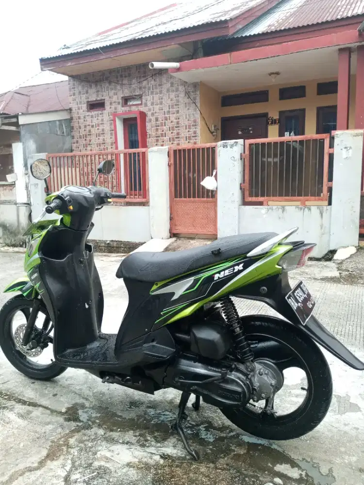 Suzuki nex karbu 2012