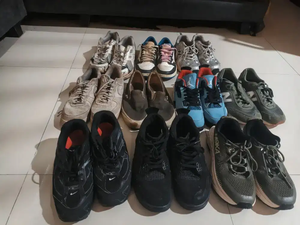 sepatu sepatu second like new