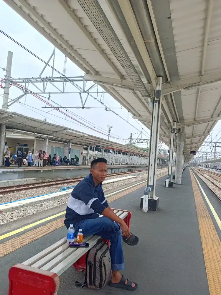 Saidi cari pekerjaan