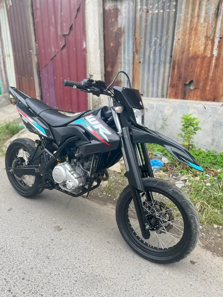 Yamaha Wr 155r supermoto