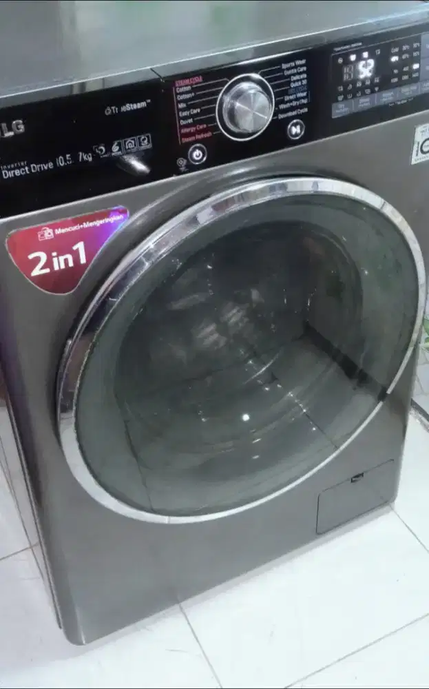 Jual cepat bu Mesin cuci frontloading LG 10,5/7kg model baru,normal