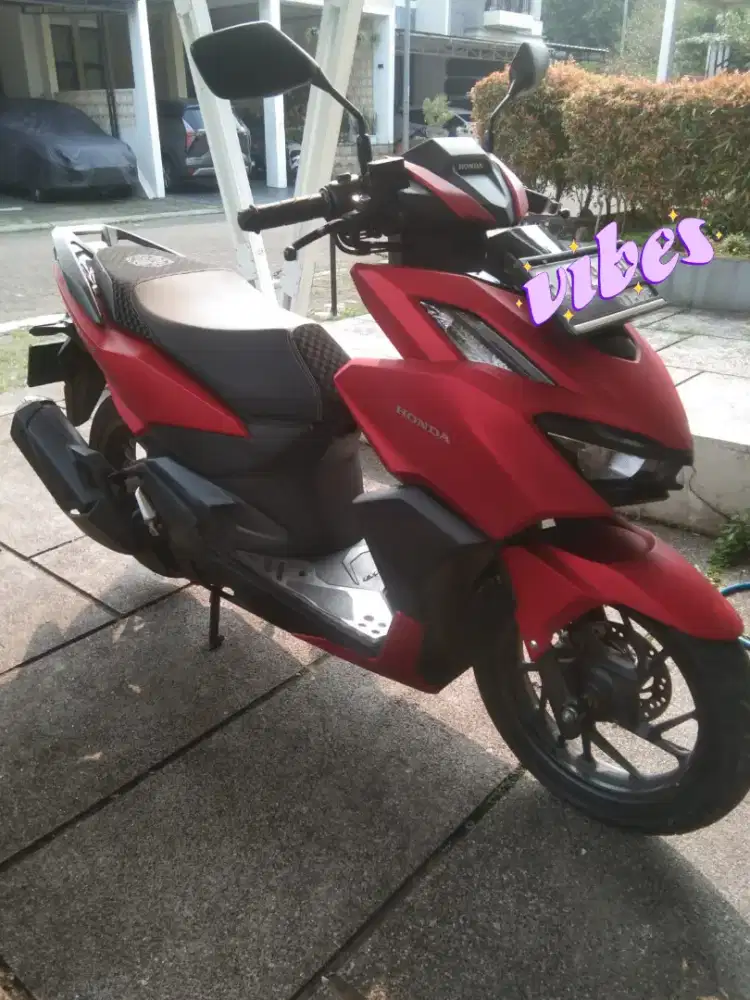 Di jual vario cbs 2023 barang mulus