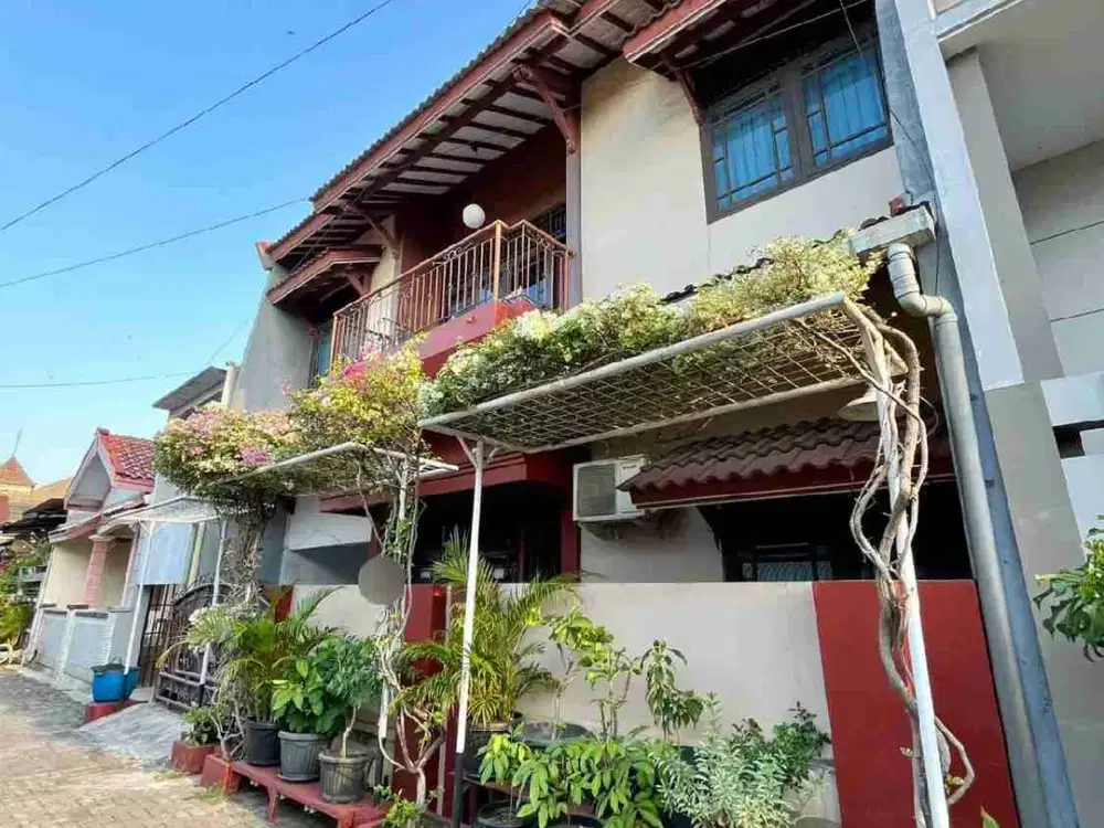 RUMAH TENGAH KOTA DI PANGGUNG LOR SEMARANG UTARA