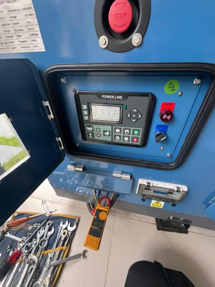 specialis perbaiakan genset