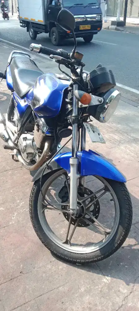 Suzuki thander 125
