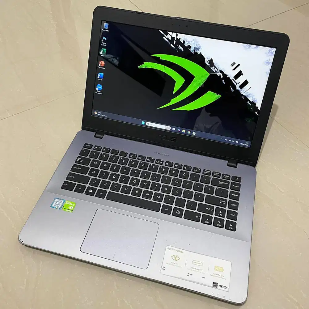 Laptop Nvidia 930MX Core i5-8250U RAM 8GB / SSD 256GB Merk ASUS