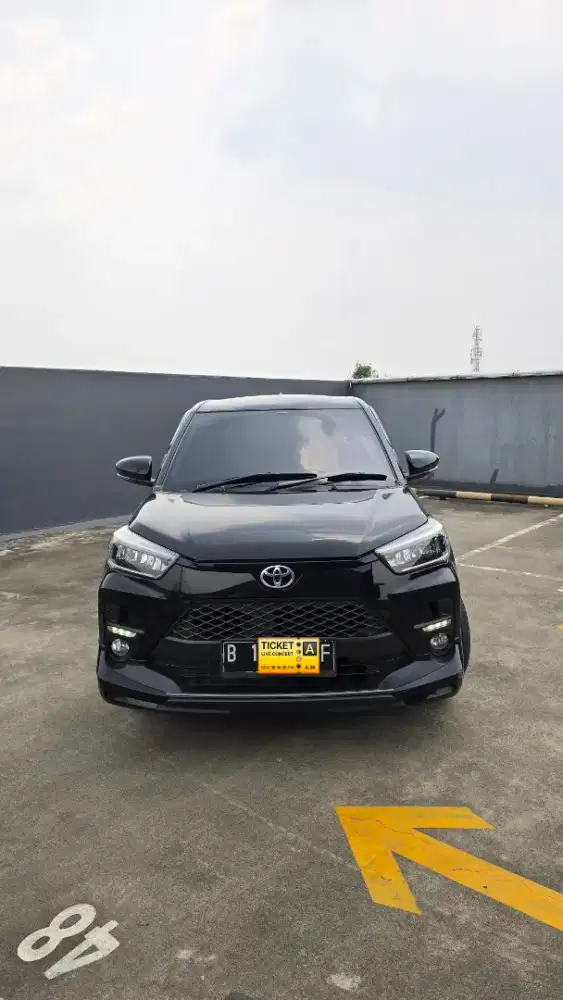 RAIZE GR SPORT 1.0 TURBO WARNA HITAM