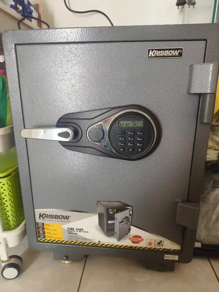 Dijual brangkas krisbow digital