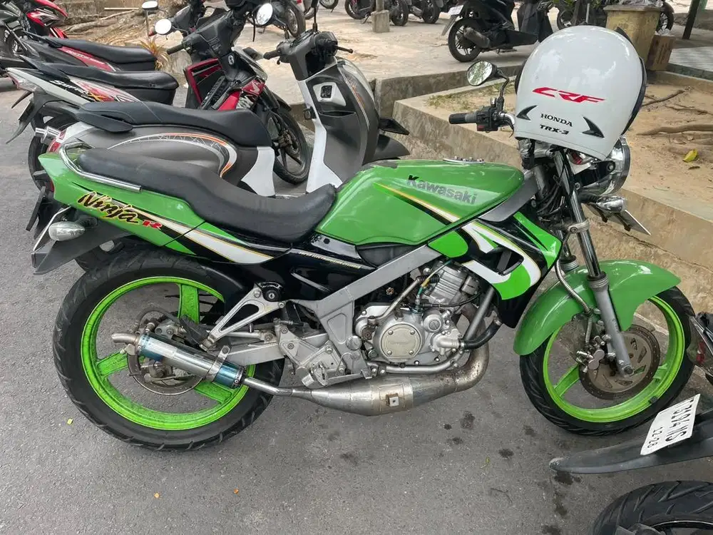 Di jual motor Ninja R 2005
