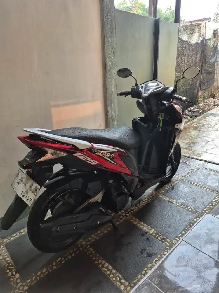 Vario KZR 125 merah pajak on