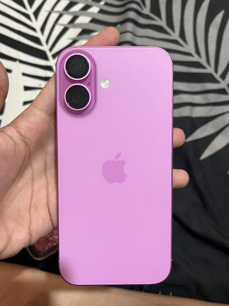 iphone 16 basic ( sim lock )