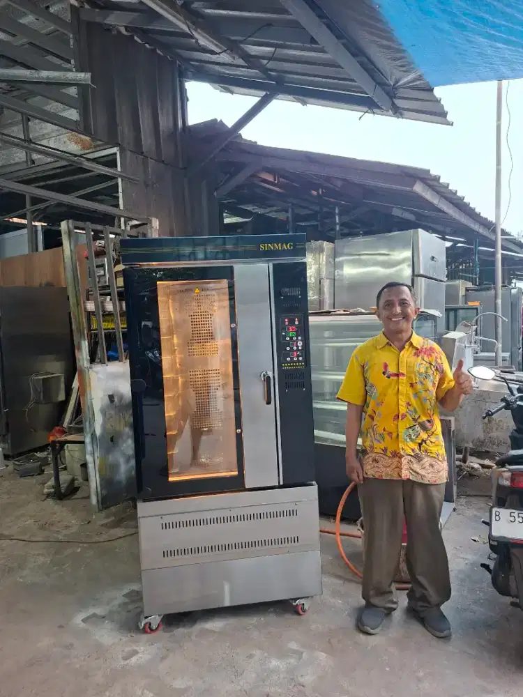 Oven convection gas isi 10 loyang model SM-710G merk Sinmag Taiwan