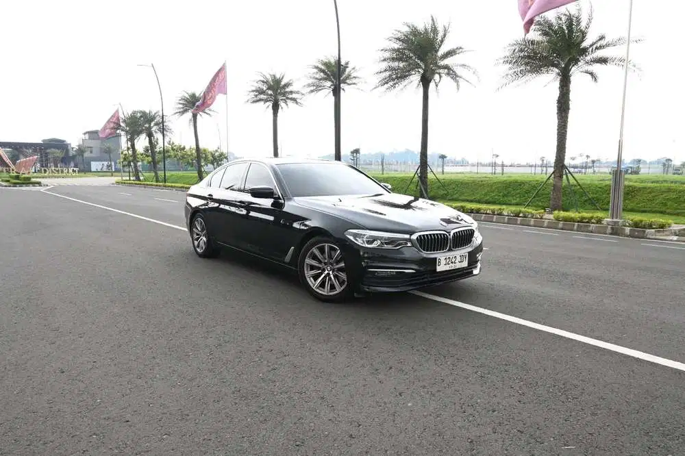 (Tdp2jt) BMW 520i G30 Luxury Line 2020 Hitam