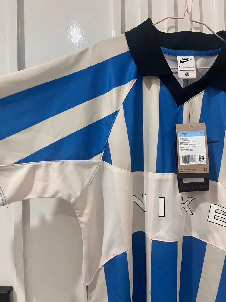 Nike women jersey