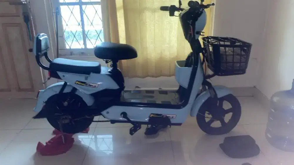 Sepedah listrik King Bike- Fisik Mulus - Mines Batre& Dinamo