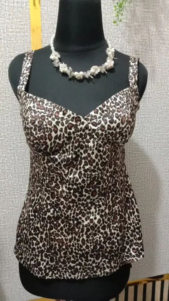 Atasan Leopard Wanita