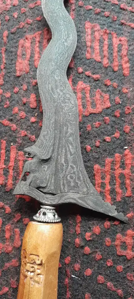 Keris singo barong luk 9