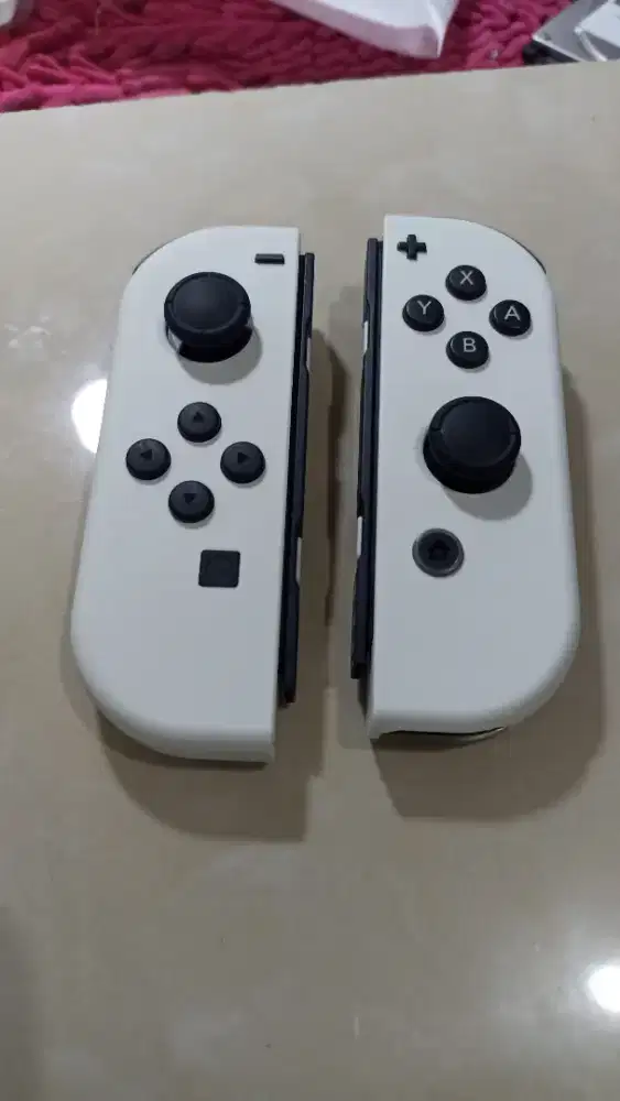 Joy con Nintendo oled bekas rasa baru
