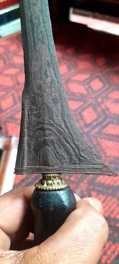 Keris maheso lajer