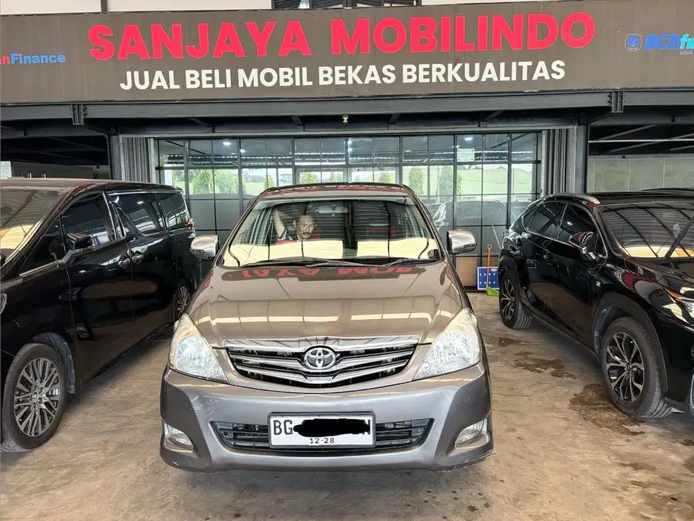 Toyota Innova G 2.5 M/T 2009/2010