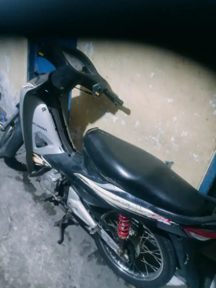 Jual Honda Supra fit new tahun 2006 surat BPKB aja STNK hilang
