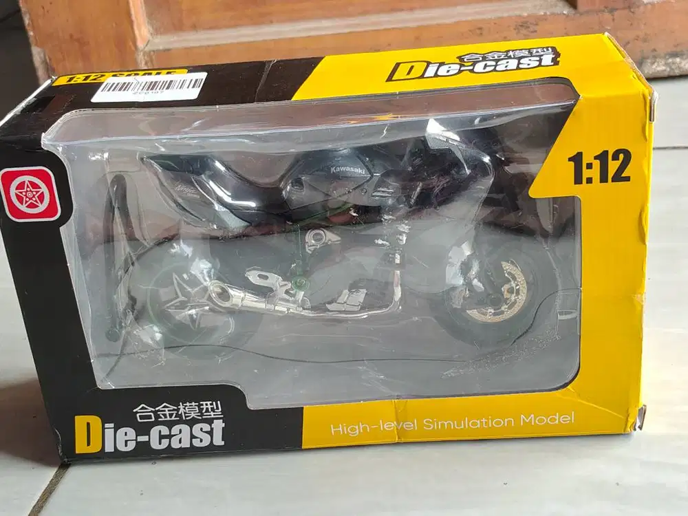 Miniatur diecast kawasaki ninja H2r 1:12:12