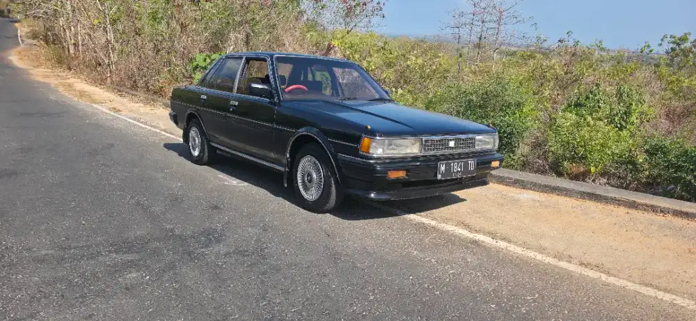 Di jual cresida.mesin halus.interior masih utuh