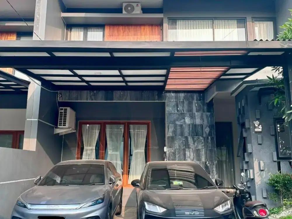 Rumah Mewah fully furnished dalam Perumahan di Jalan Damai Ngaglik Sleman