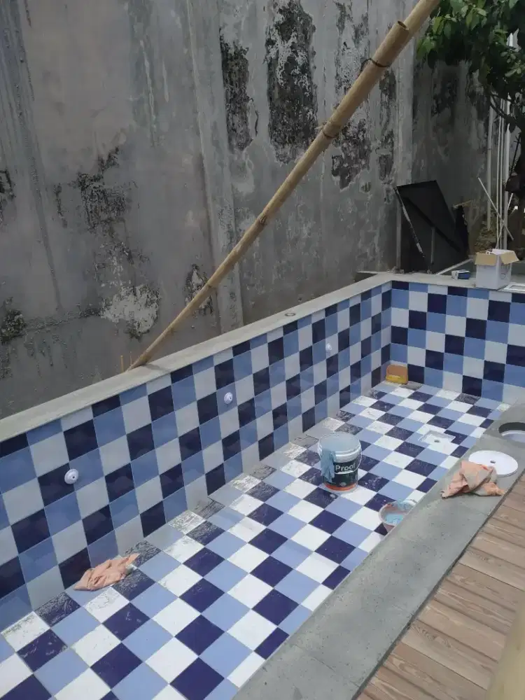 kolam renang(jasa pembuatan dan perawatan)