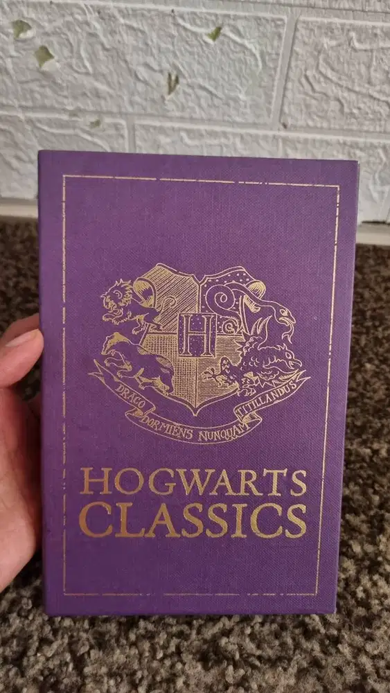 The Hogwarts Classics Box Set By J. K. Rowling (Harry Potter)