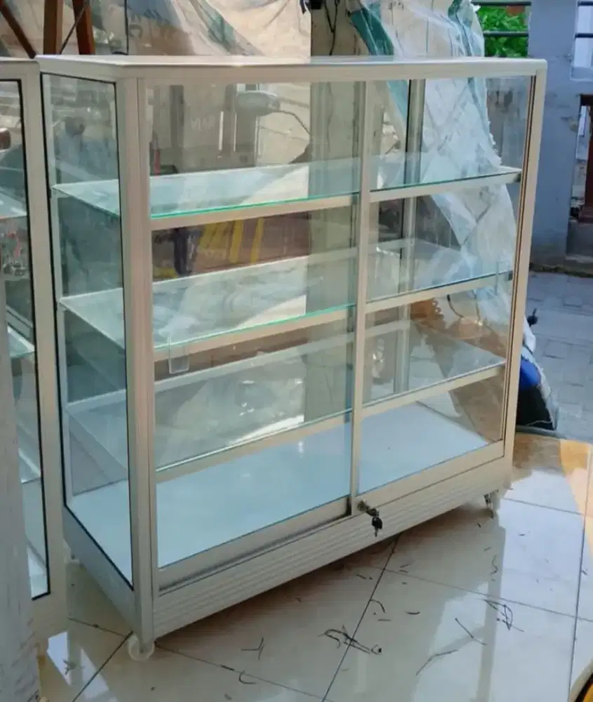 Jual etalase kaca