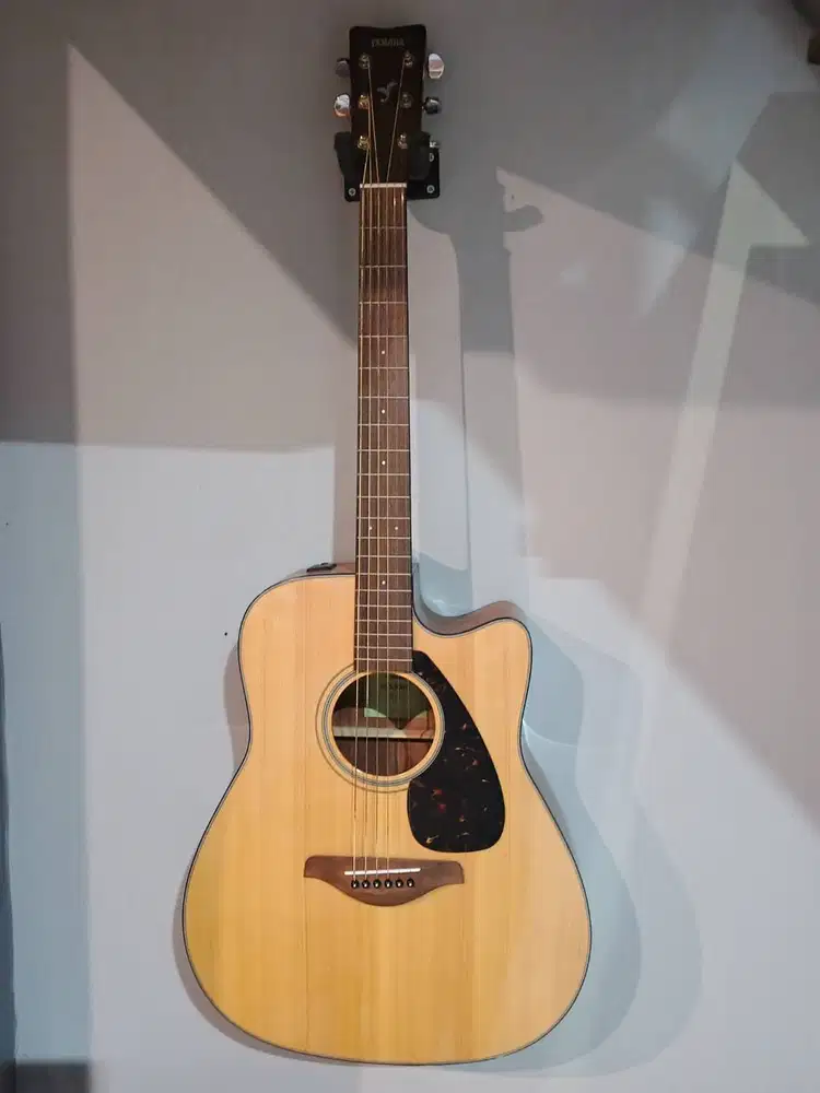 GITAR AKUSTIK YAMAHA FGX 800 C