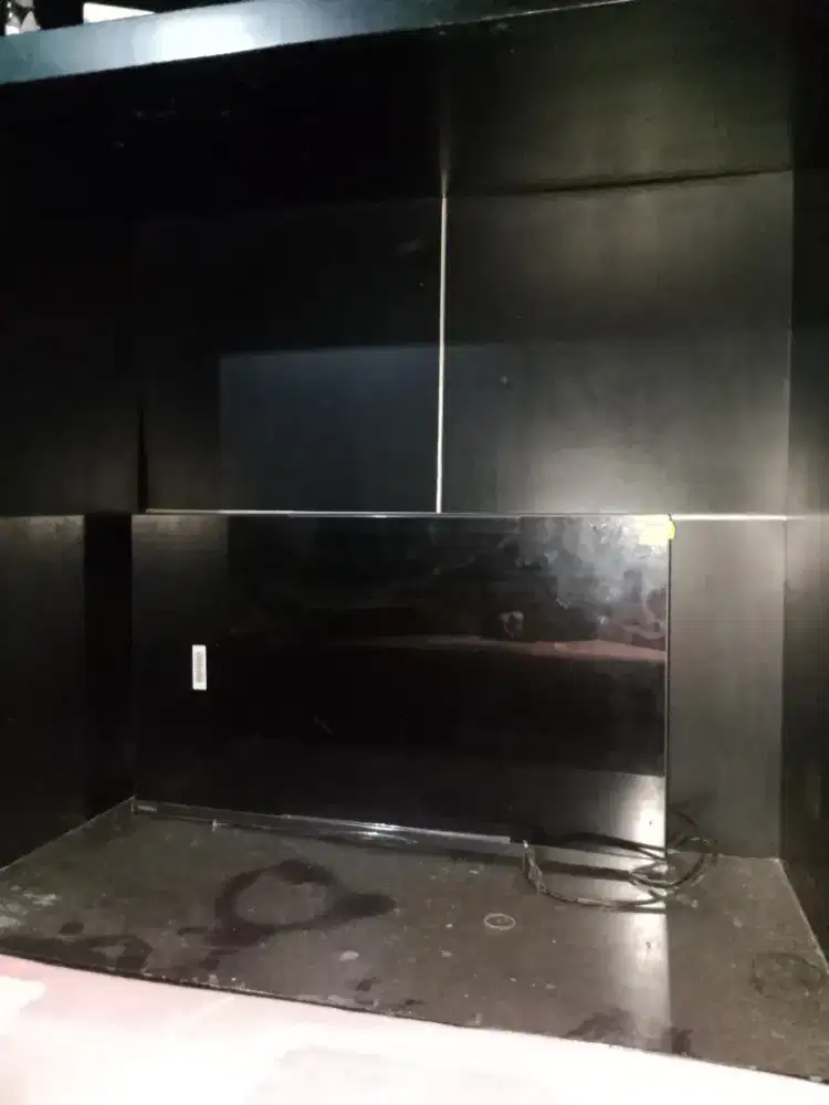 TV smart tosibah 32inci