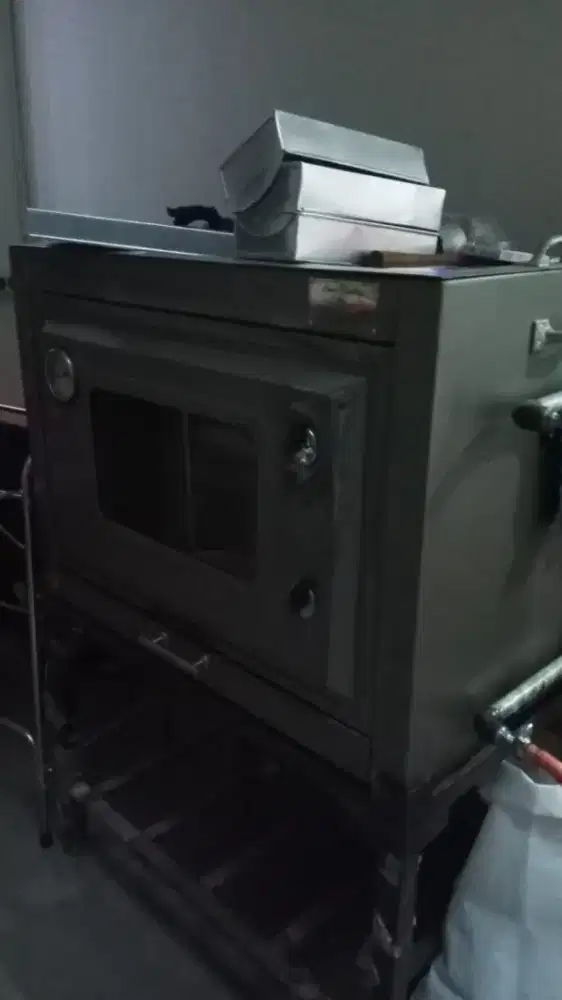 DIJUAL OVEN GAS MEREK GOLDEN STAR