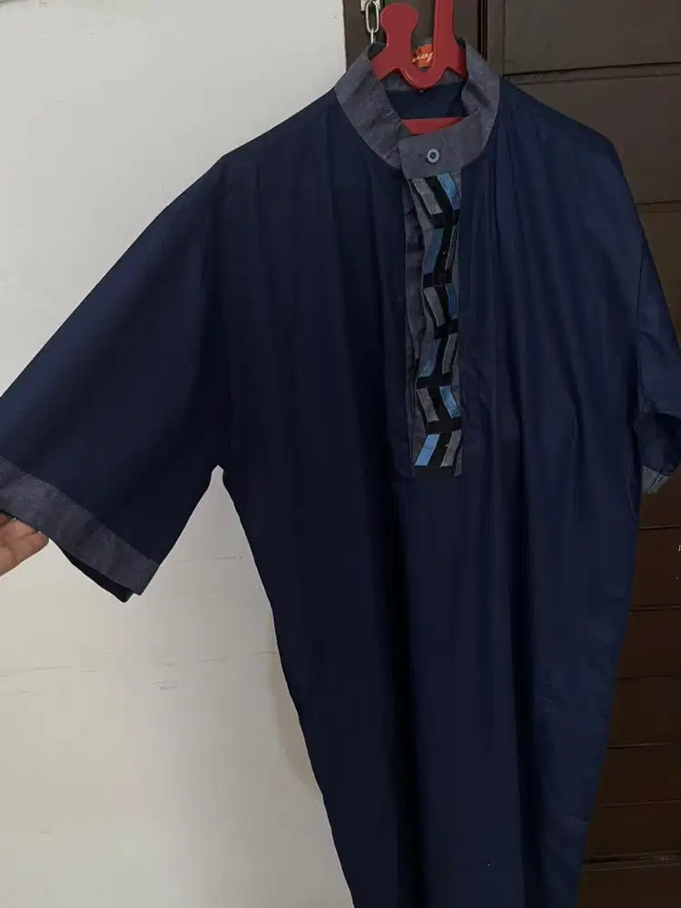 Baju jubah pria size m baru warna navy ya
