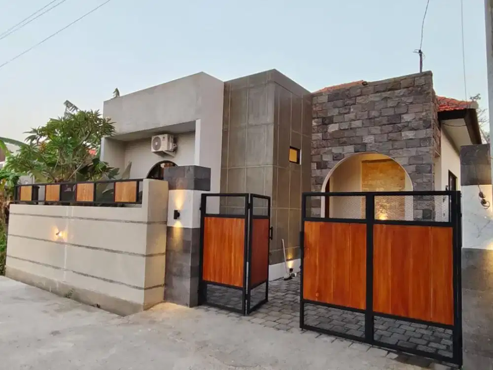 VILLA MODERN SIAP HUNI DEKAT PANTAI DI LOVINA