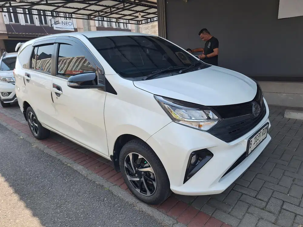 Sigra R AT 2023