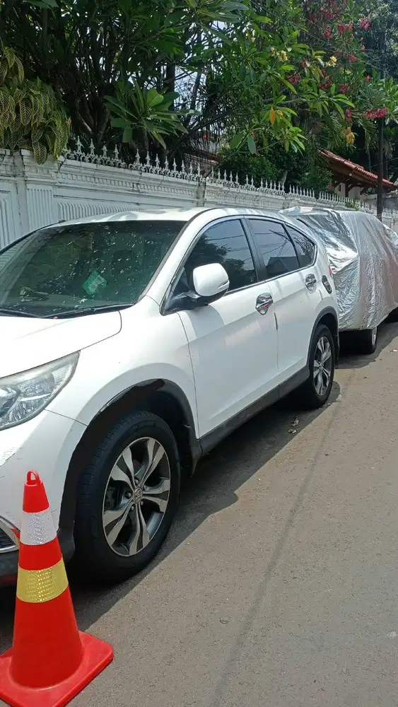 Jual honda crv putih 2013 plat B