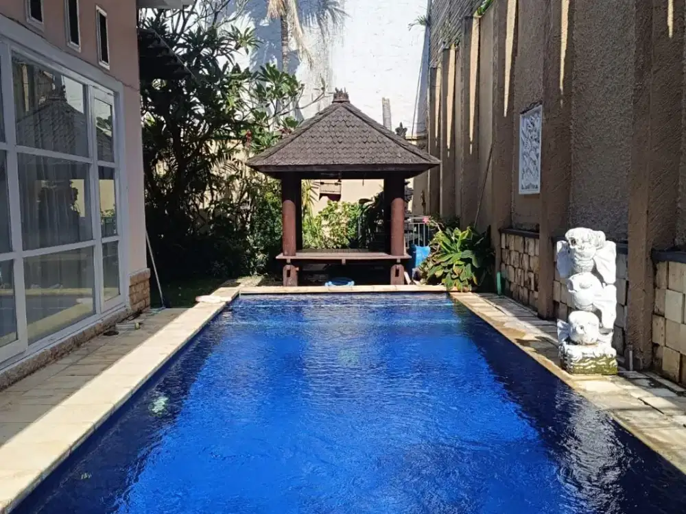 Dijual - Rumah Cantik dan Eksklusif di Graha Renon, Denpasar