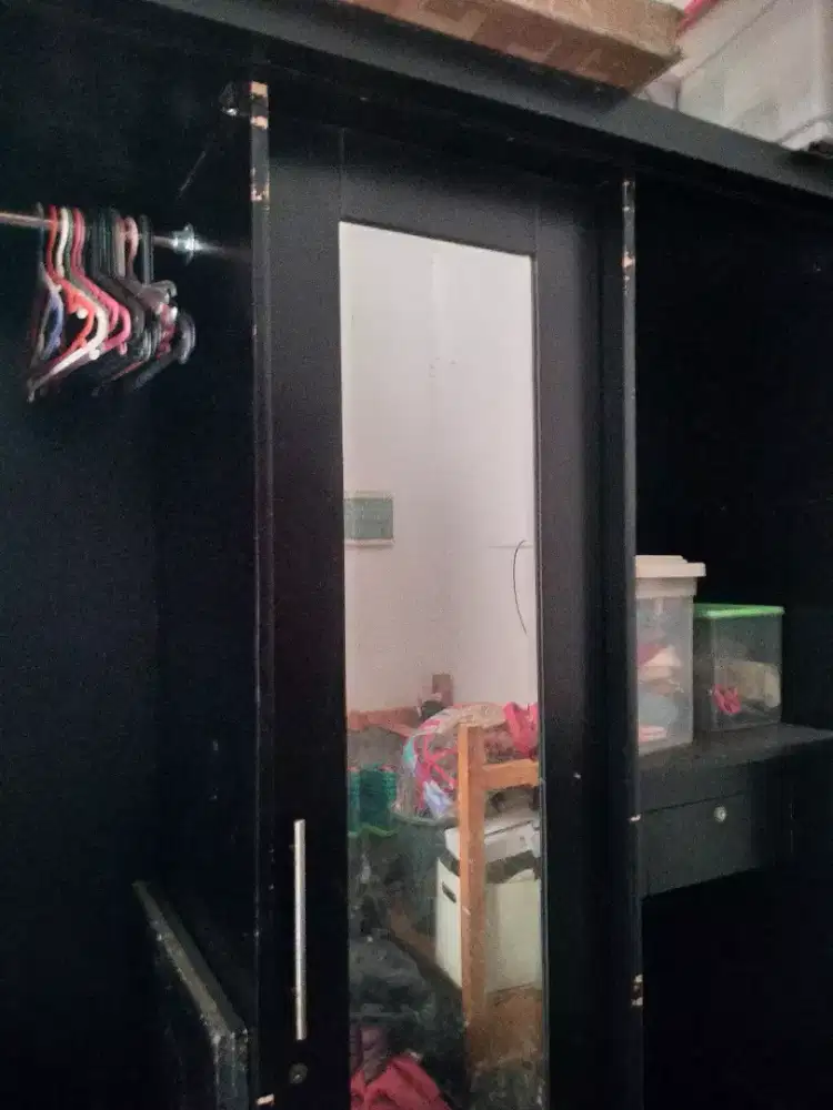 Lemari jati 3 pintu