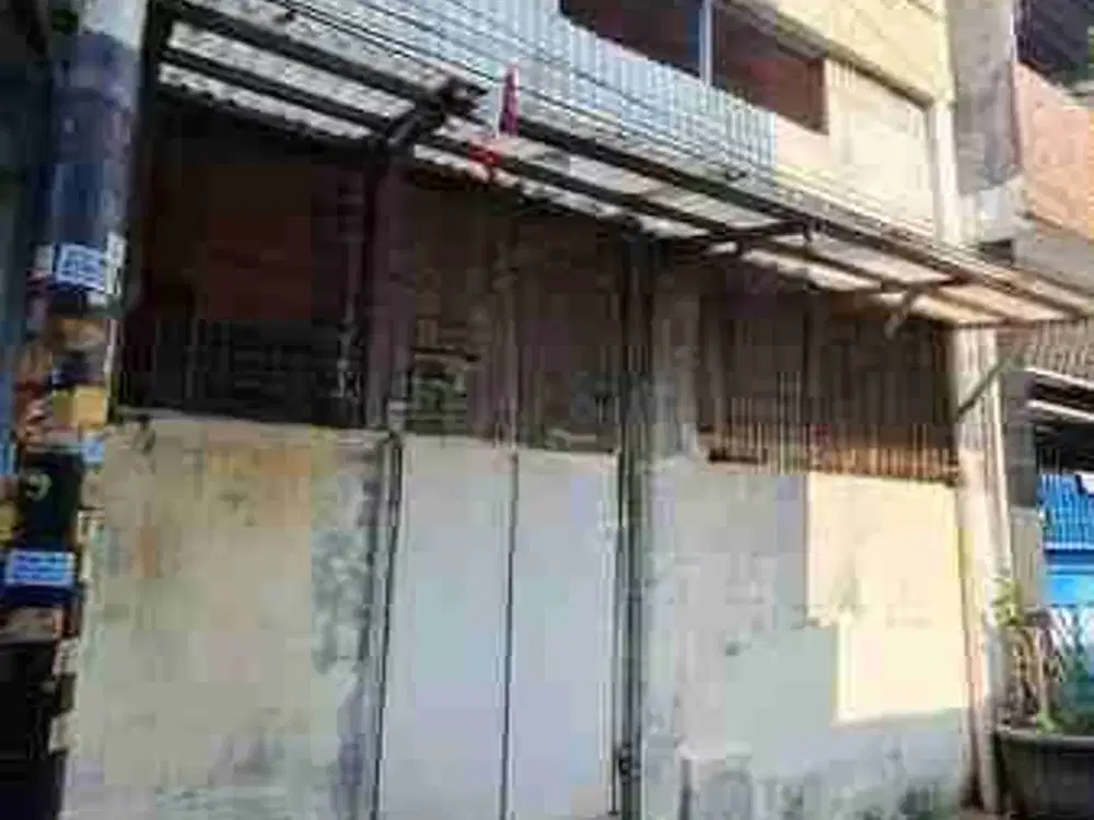 Di Jual Rumah Tua dia Jelambar Barat 11 perlu Renov Akses Motor