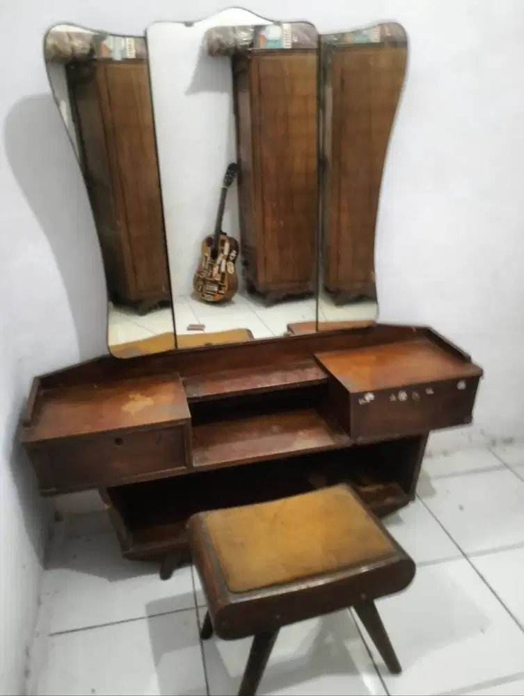 Meja rias lawas jati