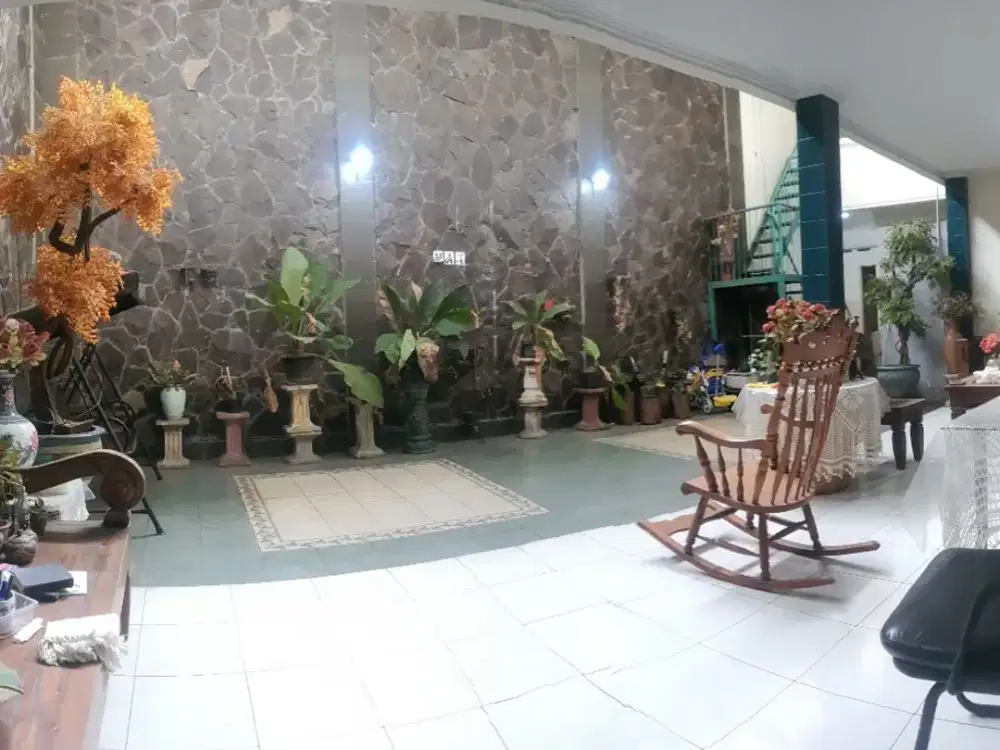 Rumah Bagus Siap dI Huni Taman Golf Raya Modernland