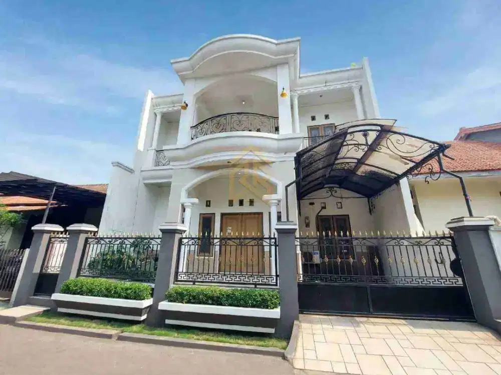 DIJUAL RUMAH CLASSIC 2 LANTAI TURANGGA, BKR SURYALAYA BANDUNG KOTQ