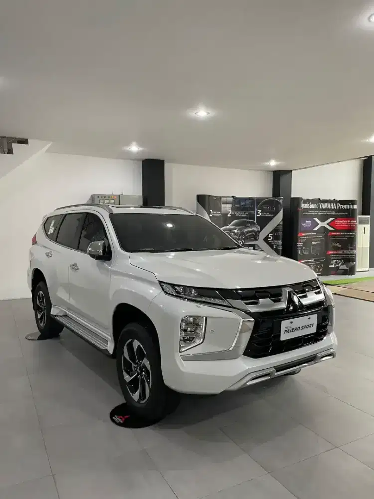 Pajero Sport Dakar 4x2 AT