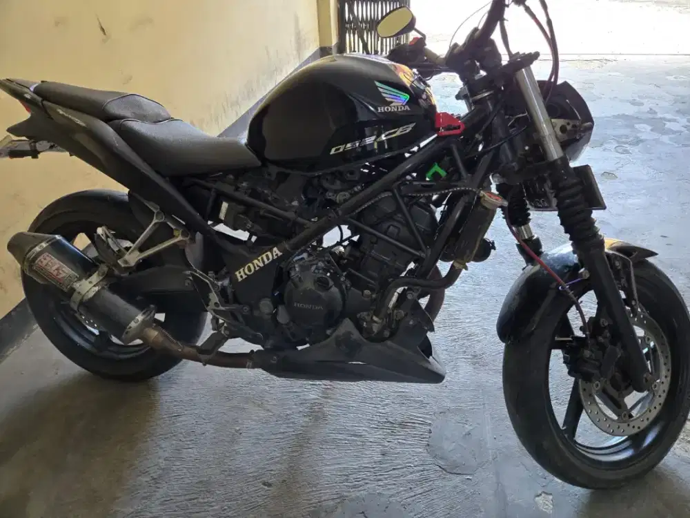 Honda Cb 250R Tahun 2012