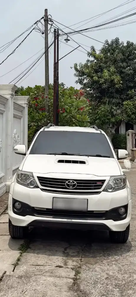 TOYOTA FORTUNER VNT TRD DIESEL 2014