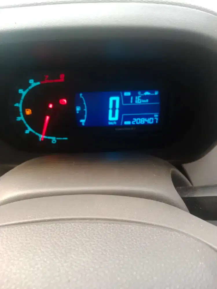 Dijual cepat mobil Chevloret spint ltz 2013