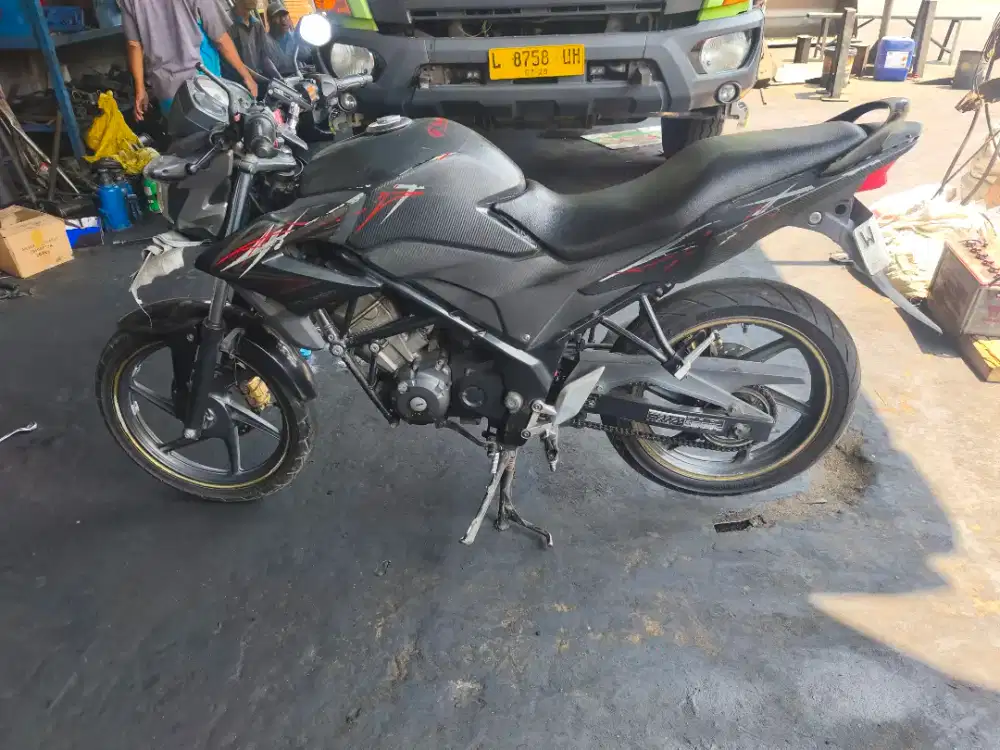 JUAL CB 150R MANUAL