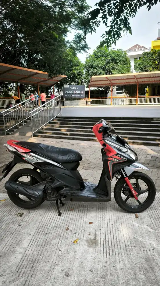 HONDA VARIO TECHNO 110 TAHUN 2010